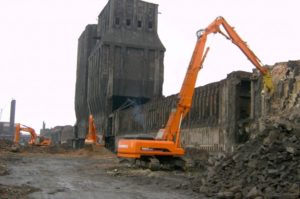 Экскаватор-разрушитель Doosan S420LC-V Demolition