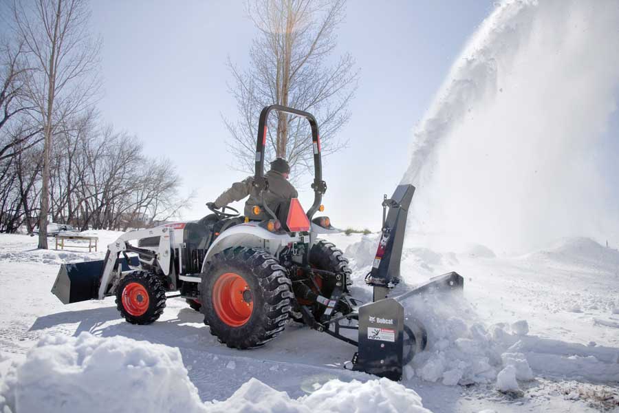 Snow cat снегоуборочная машина